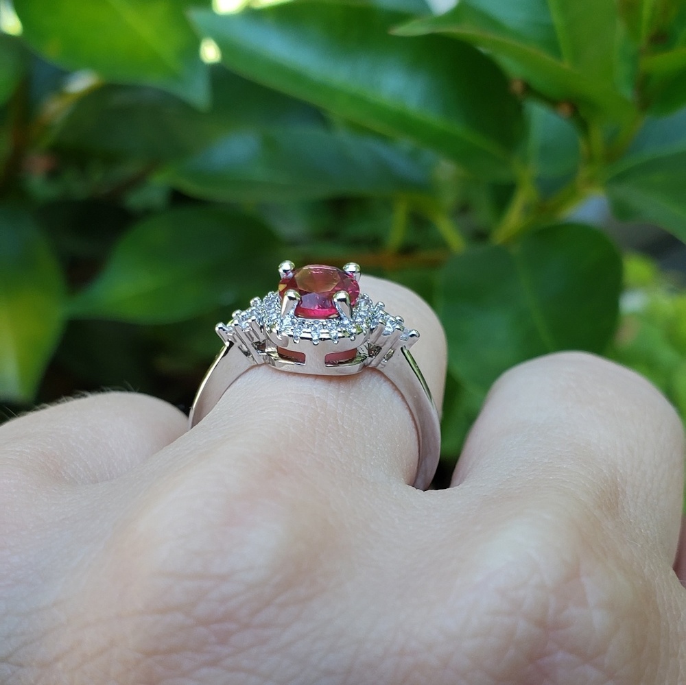 925 Sterling Silver Red CZ Ring - Picture 6 of 6